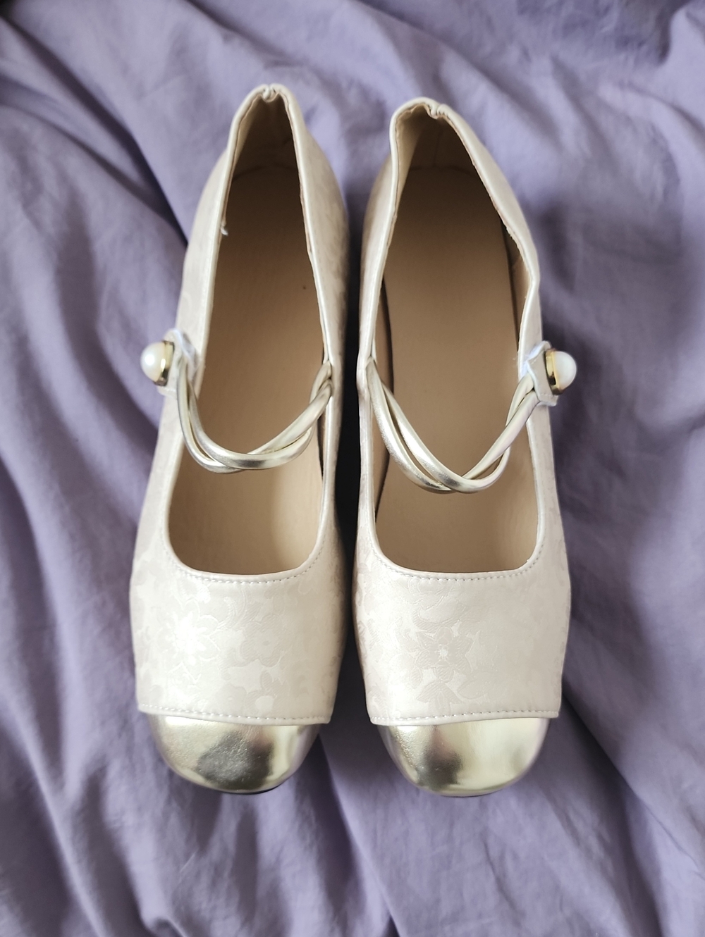Classic Cream Mary Jane Pumps with Gold Cap Toe